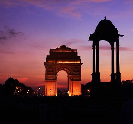 Rooftop Stories: The Best Hidden Terraces Across Rome, Florence, and Venice